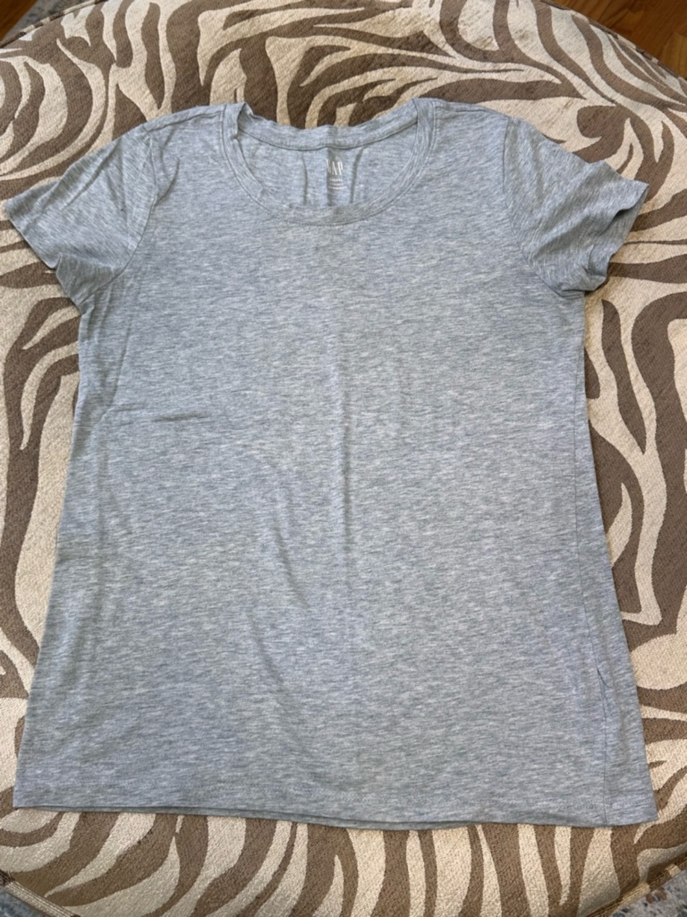 GAP Heather Gray Short Sleeve Crew Tee